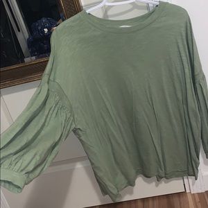 long and puffy sleeved shirt